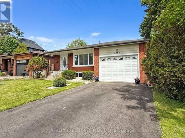 1304 Wharf Street, Pickering, ON, L1W 1A4 house for sale | Listing ID E13452 | Royal LePage