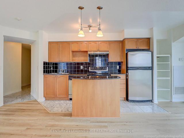 1305 18 Yonge Street, Toronto | 2Beds/1Bath, Condo, $2,750/mo | Condos. Ca