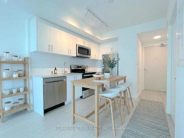 1305 4 Eglinton Avenue W, Etobicoke | 1Beds/1Bath, Condo, $1,950/mo | Condos. Ca