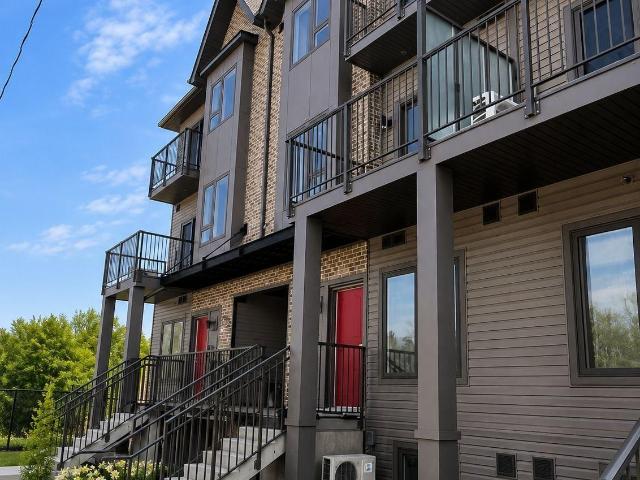 1306 2 William Jackson Drive, Pickering | 2Beds/2Bath, Townhouse, $2,650/mo | Condos. Ca