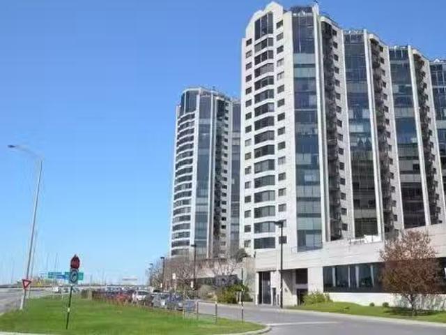 1307 50 Rue De La Barre, Longueuil Le Vieux Longueuil, QC, J.