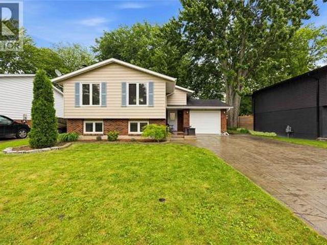 1308 Springbank Drive, Sarnia, ON, N7S 5H4 house for sale | Listing ID 26014 | Royal LePage