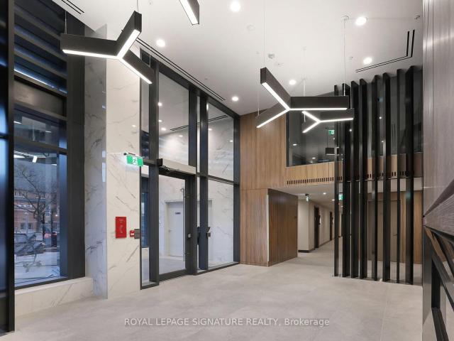 1308 2 Bathurst Street, Toronto | Terminated, C13646 | Condos. Ca
