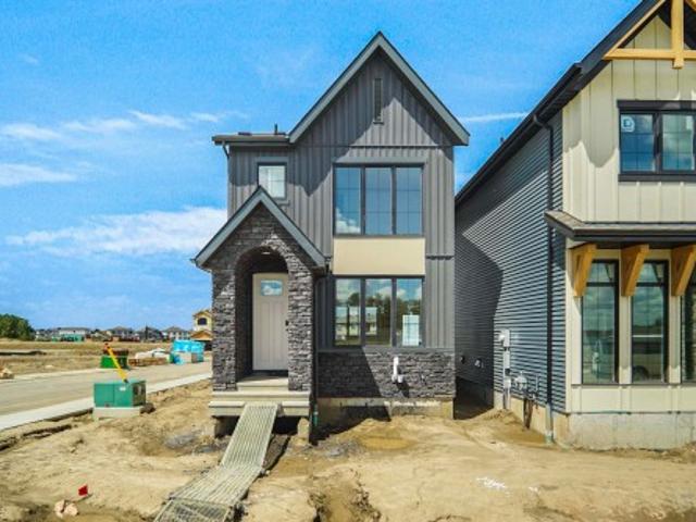 1308 9 Street, Edmonton, AB, T6T 2W2 house for sale | Listing ID E4496 | Royal LePage