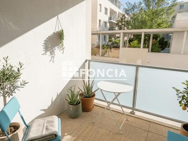 13004: t2 50m2 avec balcon et garage
