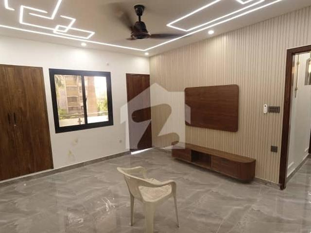 1300 Square Feet Flat In Gulshan e Iqbal Block 13/A Is Available