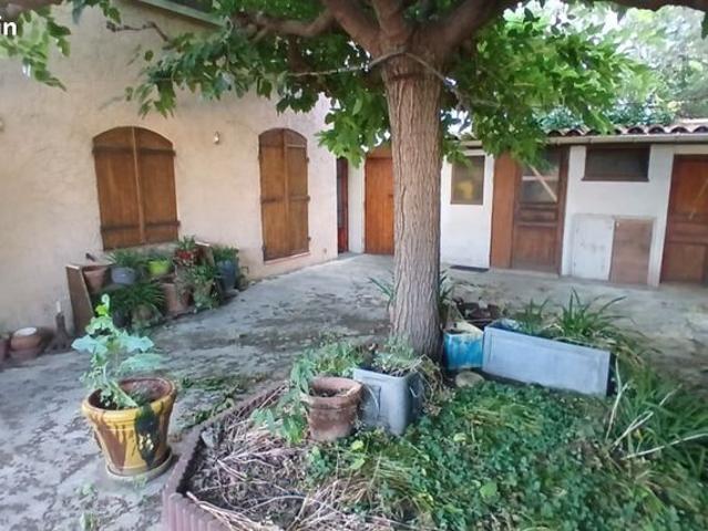 13010 Maison type 4 climatisée avec jardin 32000