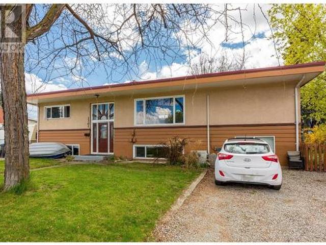 1301 Mcbride Road, Kelowna, BC, V1Y 4A5 house for sale | Listing ID 10344 | Royal LePage