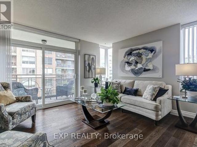 1301 Burloak Drive, Burlington, ON, L7L 6P6 condo for sale | Listing ID W12303 | Royal LePage
