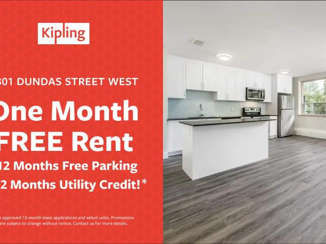 1301 Dundas Street W