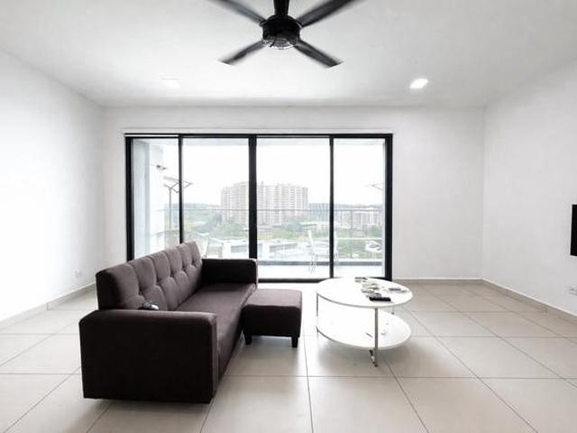 1301 Sf Fully Furnished Condo Cristal Serin Cyberjaya