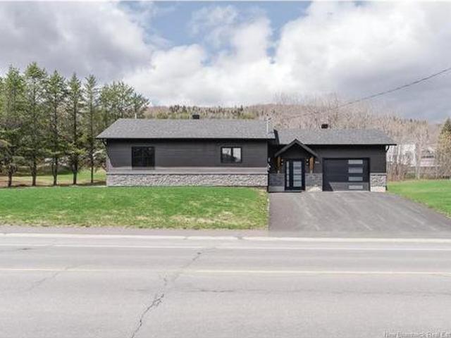 1303 St Francois, Edmundston, NB, E3V 4P2 house for sale | Listing ID NB139210 | Royal LePage