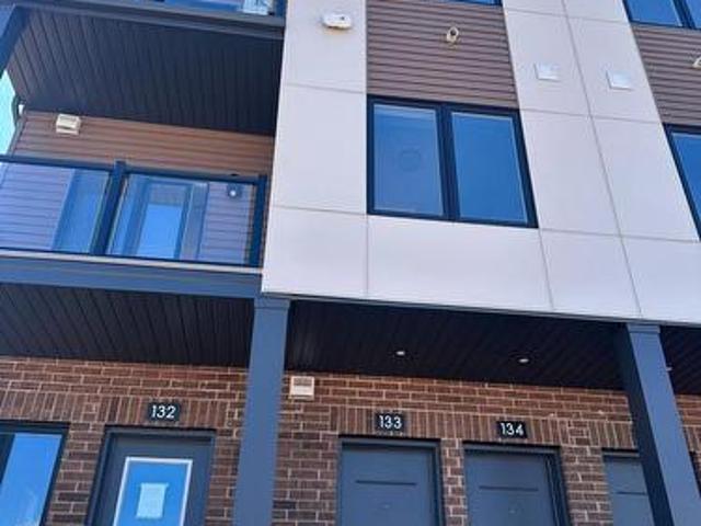 130 42 Lowes Road W, Guelph, ON, N1G 4X2 townhouse for lease | Listing ID X13562 | Royal LePage
