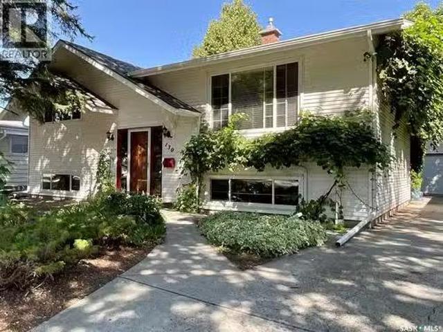 130 Cameron Crescent, Regina, SK, S4S 2X4 house for sale Li.