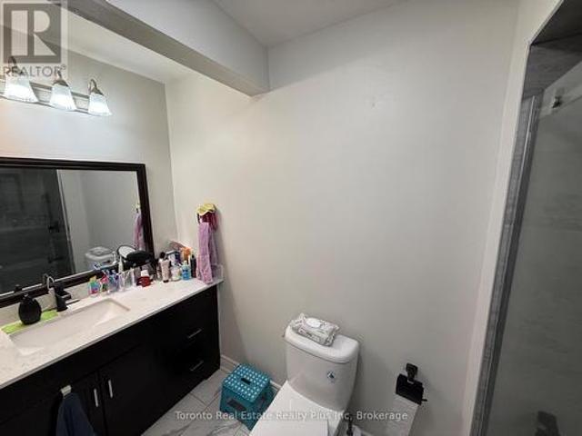 130 Ashurst Crescent, Brampton, ON, L6V 3N9 house for lease | Listing ID W13206 | Royal LePage