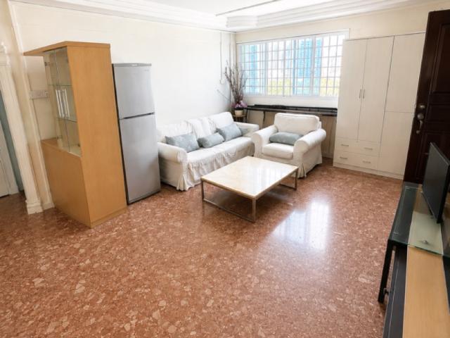 130 Bedok North Street 2 HDB Apartment For Rent, $3,600, 3 Bed 2 Bath 968 sqft $3.72 psf