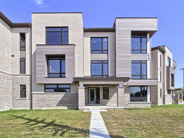 130 Blick Crescent, Aurora | 4Beds/4Bath, Townhouse, $1,738,000 | Condos. Ca