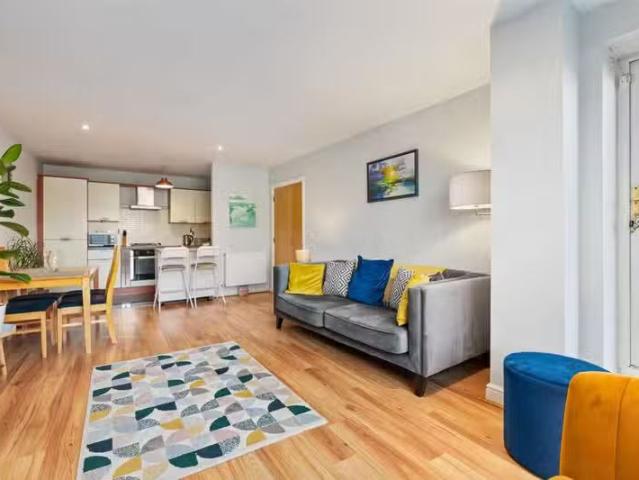 130 Bracken Hill, Simon's Ridge, Blackglen Road, Sandyford, D1.