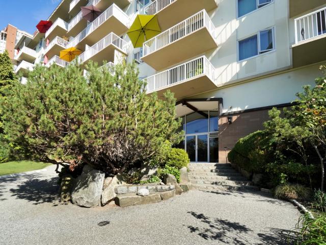 130 Keith Road, West Junior One bedroom Apartment for Rent