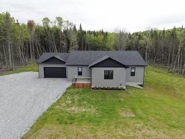 130 Lake Road South, Titusville, NB, E5N 0M7 Luxury House fo.