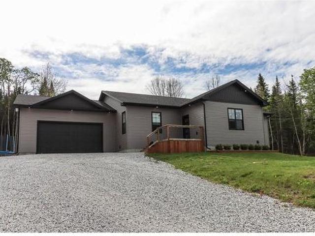 130 Lake Road South, Titusville, NB, E5N 0M7 Luxury House for sale | Listing ID NB141164 | Royal LePage Carriage Trade Luxury Properties