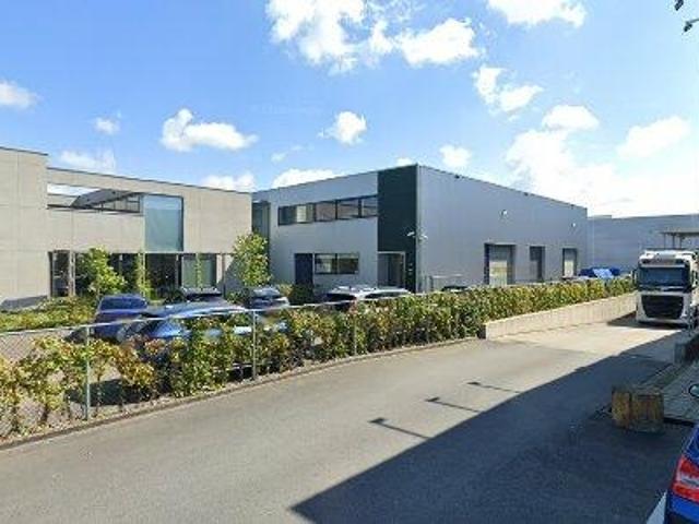 130 m2 office space for rent in Almere