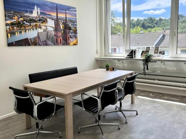 130 m² Büroräumlichkeit inkl. Parkplätze zu Vermieten