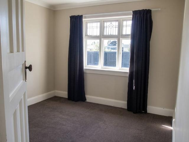1/314 Breezes Road, Aranui