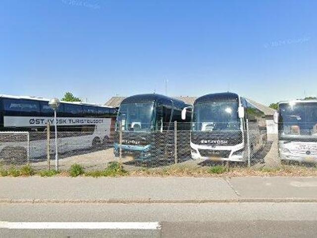 1315 m2 erhvervsgrund til leje i Viby J