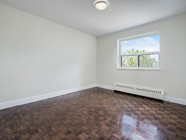 1315 Silver Spear Road 2 Bedroom Apartment for Rent at 1315 Silver Spear Rd, Mississauga, ON L4Y 2W8 Applewood