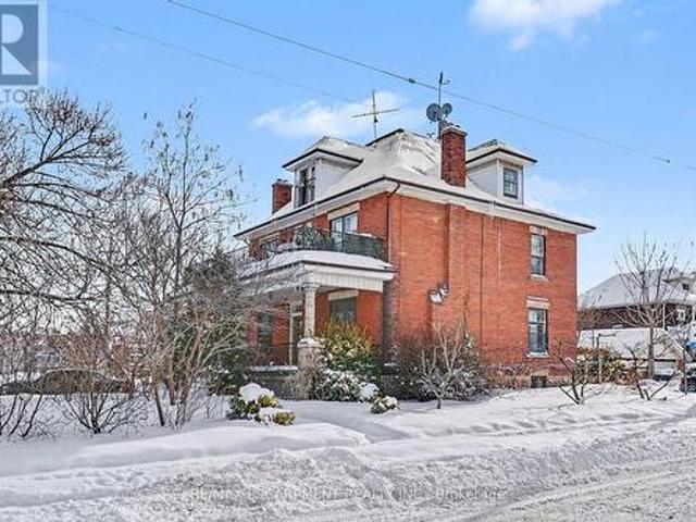 1316 King Street E, Hamilton, ON, L8M 1H3 house for sale | Listing ID X12734 | Royal LePage