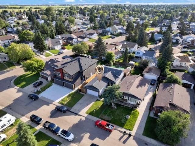 1316 35 Street, Edmonton, AB, T6L 3E8 house for sale | Listing ID E4498 | Royal LePage