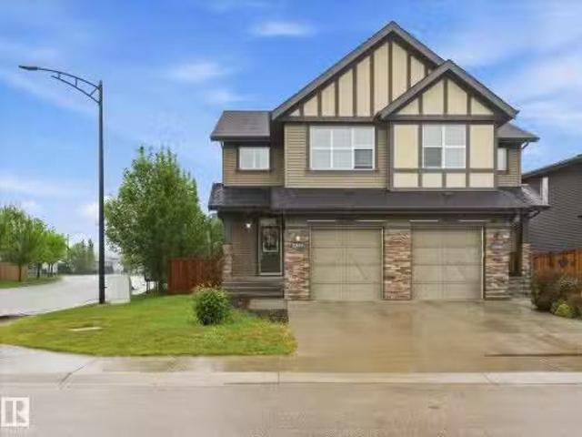 13104 205 Street, Edmonton, AB, T5S 0J2 house for sale List.