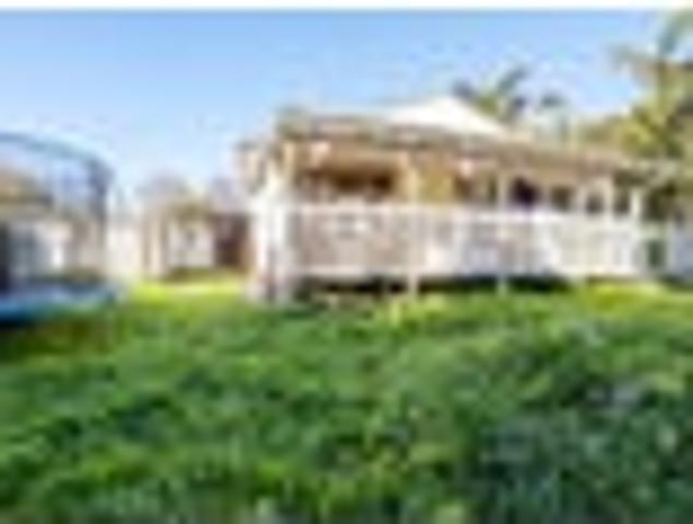 1310m² more or less RENOVATE OR LAND BANK!