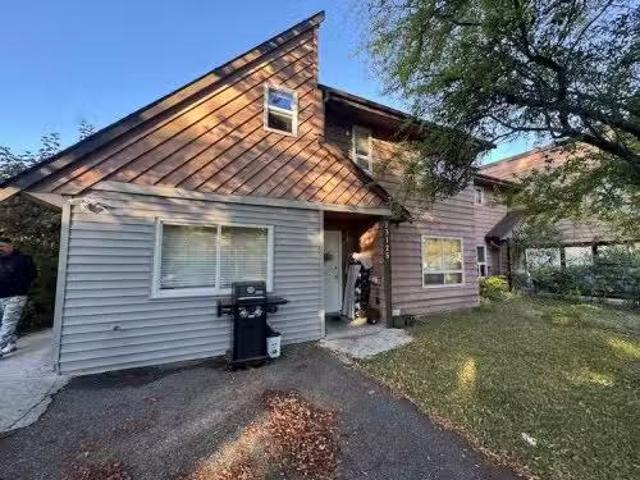 13125 Balloch Drive, Surrey, BC, V3V 6Y2 duplex for sale Li.