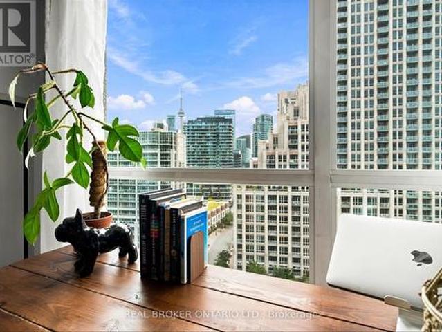 1312 Fort York Boulevard, Toronto, ON, M5V 4A2 condo for sale | Listing ID C13704 | Royal LePage