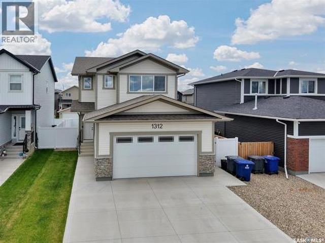 1312 Parr Hill Drive, Martensville, SK, S0K 2T1 house for sale | Listing ID SK040084 | Royal LePage