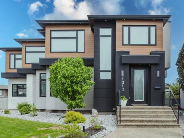 1313 Clement Court, Edmonton, AB, T6M 0C9 Luxury House for sale | Listing ID E4495 | Royal LePage Carriage Trade Luxury Properties