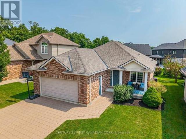 131 Deborah Drive, Strathroy Caradoc Ne, ON, N7G 4E2 house for sale | Listing ID X13706 | Royal LePage