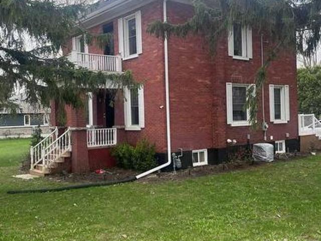 131 Elora Street N, Minto, ON, N0G 1Z0 house for sale | Listing ID X13606 | Royal LePage