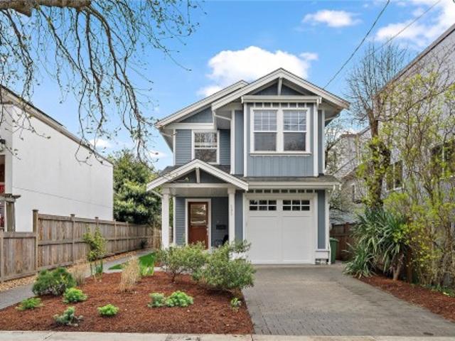 131 Ladysmith St, Victoria, BC, V8V 1J3 house for sale | Listing ID 1041 | Royal LePage