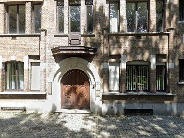 131 m2 office space for rent in Brussels Koekelberg