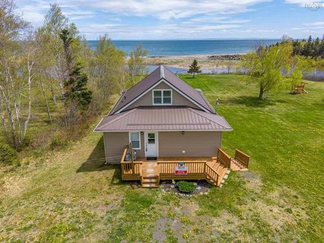 131 Macneil Road, Lakevale, N. S. Lakevale, NS, B2G 2L2 house for sale | Listing ID 202606 | Royal LePage