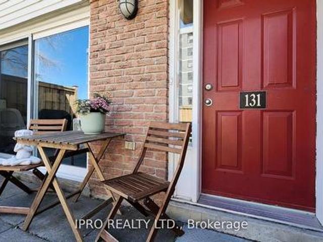 131 Milestone Crescent, Aurora, ON, L4G 3M2 townhouse for sale | Listing ID N12011 | Royal LePage