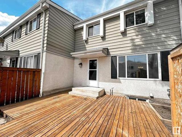 131 Primrose Gardens, Edmonton, AB, T5T 0R1 townhouse for sale | Listing ID E4438 | Royal LePage