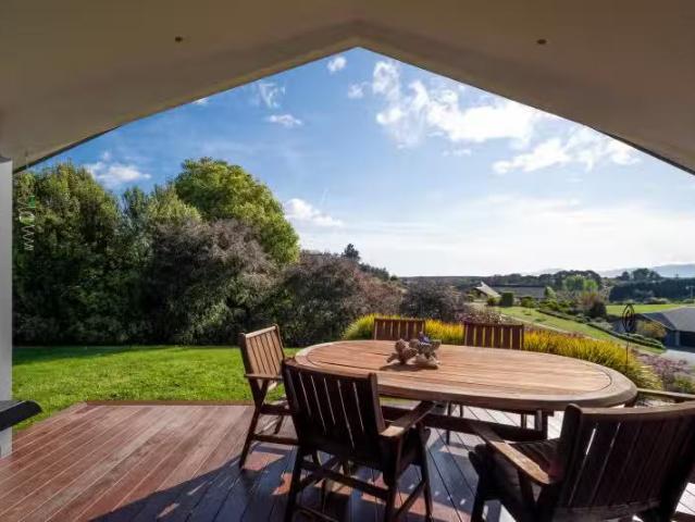 131 Ridgeview Road, Redwood Valley, Tasman