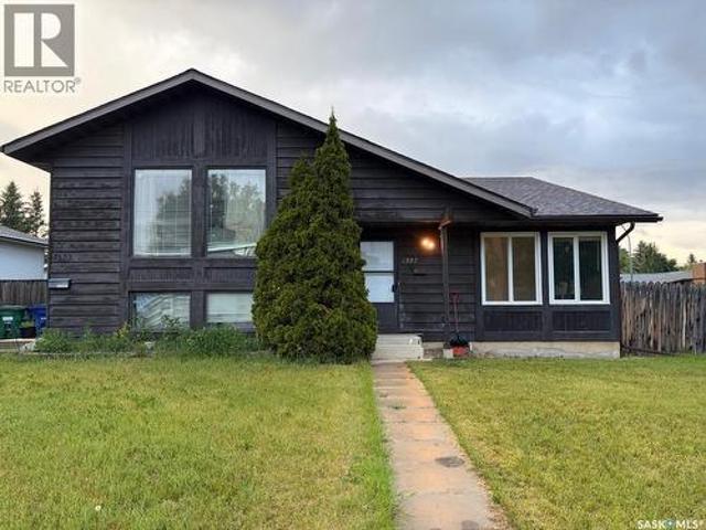 1327 Mccormack Road, Saskatoon, SK, S7M 4Y6 house for sale | Listing ID SK040347 | Royal LePage