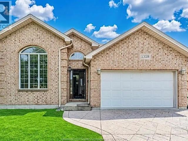 1328 IMPERIAL CRESCENT