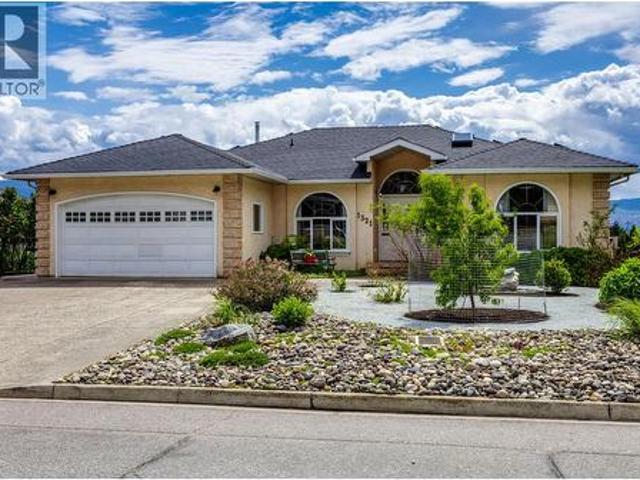 1321 Mountain Avenue, Kelowna, BC, V1Y 7H3 house for sale | Listing ID 10388 | Royal LePage