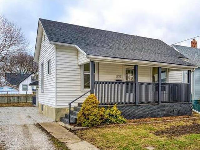 132 COBDEN Street Sarnia Ontario